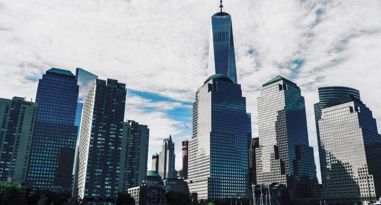 ukuran genset gedung